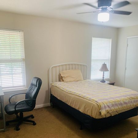 Private Cozy Lock Room 1 Cypress Εξωτερικό φωτογραφία