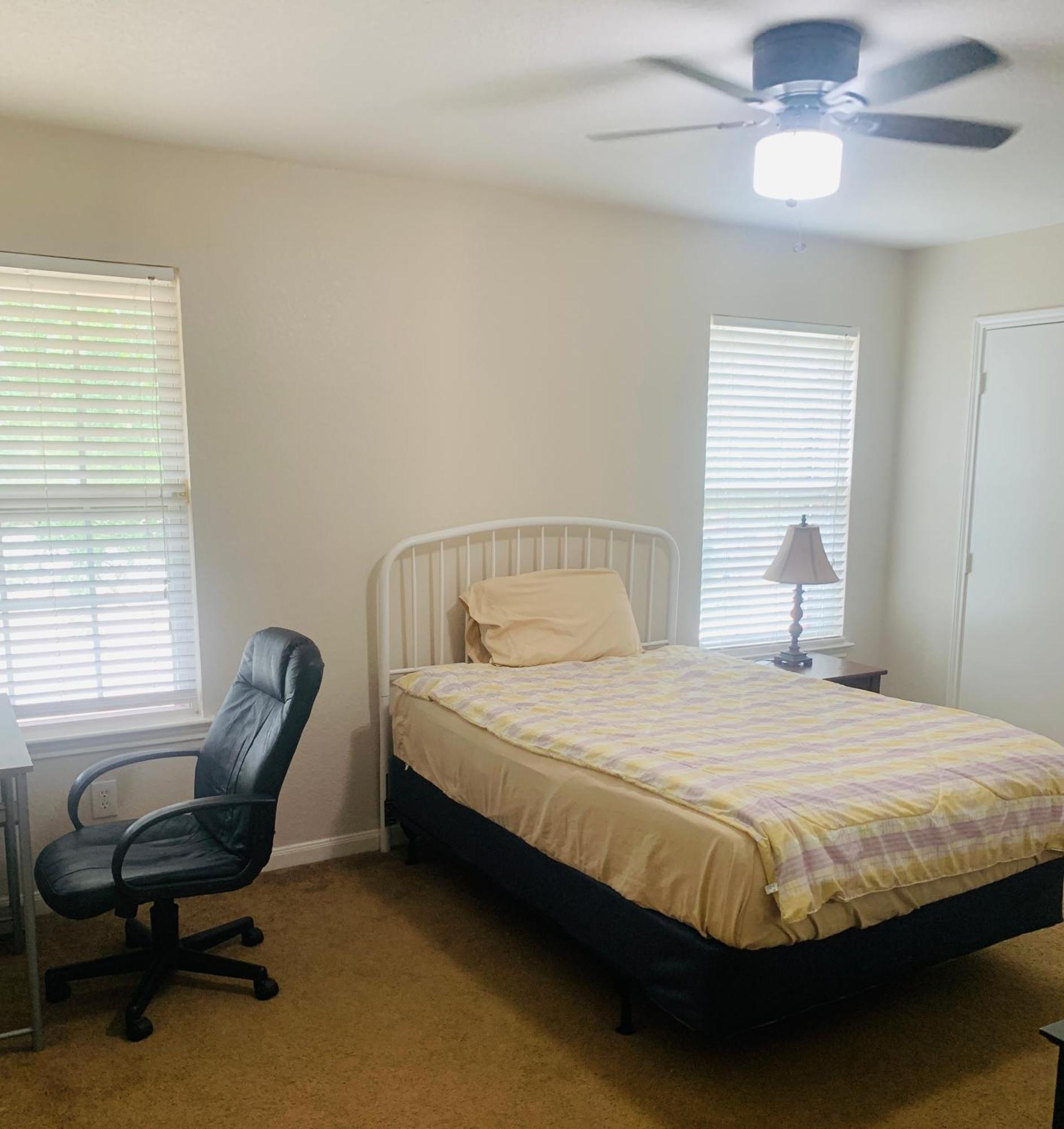 Private Cozy Lock Room 1 Cypress Εξωτερικό φωτογραφία
